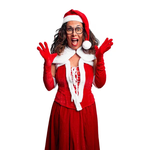 Mujer Mediana Edad Vistiendo Traje Santa Claus Celebrando Loco Sorprendido — Foto de Stock