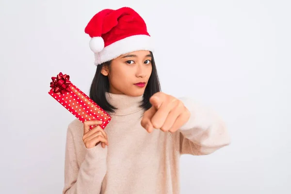 Jovem Chinesa Limpador Mulher Usando Luvas Segurando Esfregona Sobre Fundo — Fotografia de Stock