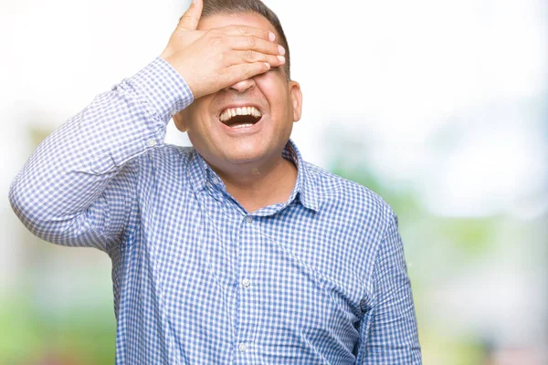 Homem Negócios Árabe Meia Idade Sobre Fundo Isolado Sorrindo Rindo — Fotografia de Stock