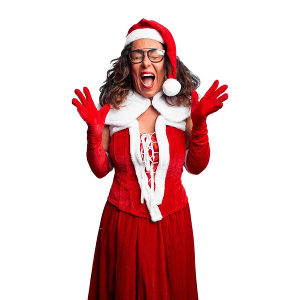 Женщина Средних Лет Костюме Санта Клауса Празднует Безумный Безумный Успех — стоковое фото