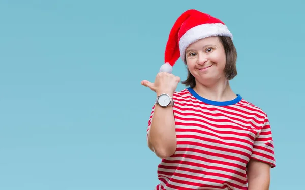 Giovane Donna Adulta Con Sindrome Indossa Cappello Natale Sfondo Isolato — Foto Stock