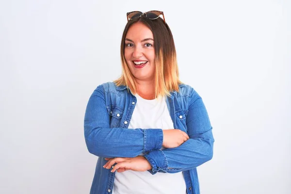 Mulher Bonita Vestindo Camisa Jeans Sobre Fundo Branco Isolado Rosto — Fotografia de Stock