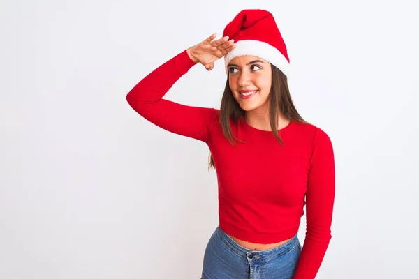 Menina Bonita Nova Vestindo Chapéu Natal Santa Sobre Fundo Branco — Fotografia de Stock