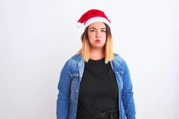 Giovane Bella Donna Che Indossa Natale Babbo Natale Cappello Piedi — Foto Stock