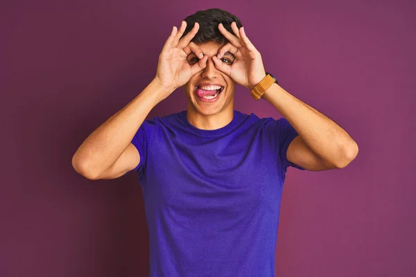 Young Indian Man Wearing Shirt Standing Isolated Purple Background Doing — Stockfoto
