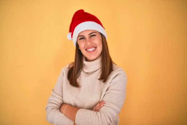 Jonge Mooie Vrouw Glimlachen Gelukkig Dragen Winter Trui Een Kerstman — Stockfoto