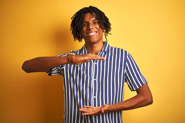 Afro Man Dreadlocks Wearing Casual Striped Shirt Isolated Yellow Background — Stock Photo, Image