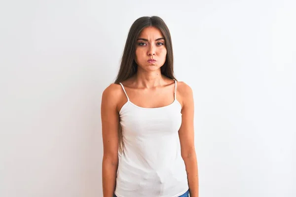 Młoda Piękna Kobieta Ubrana Casual Shirt Stoi Białym Tle Białe — Zdjęcie stockowe