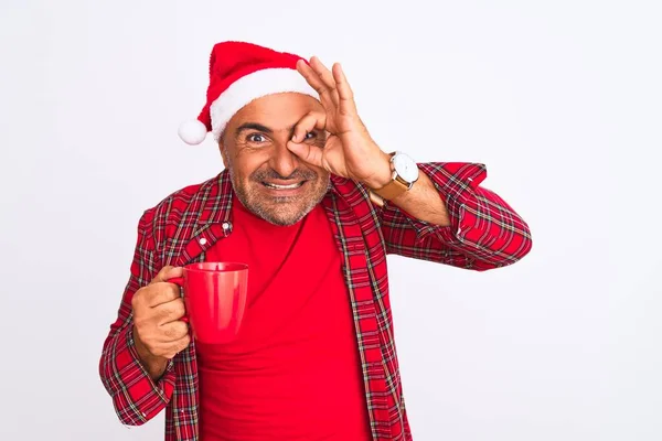 Hombre Mediana Edad Con Sombrero Navidad Santa Beber Café Sobre — Foto de Stock