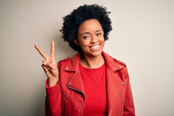 Jovem Mulher Afro Afro Afro Afro Bonita Africano Com Cabelo — Fotografia de Stock