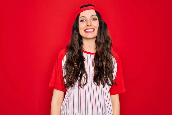 Hermosa Mujer Con Ojos Azules Usando Ropa Deportiva Béisbol Gorra —  Fotos de Stock