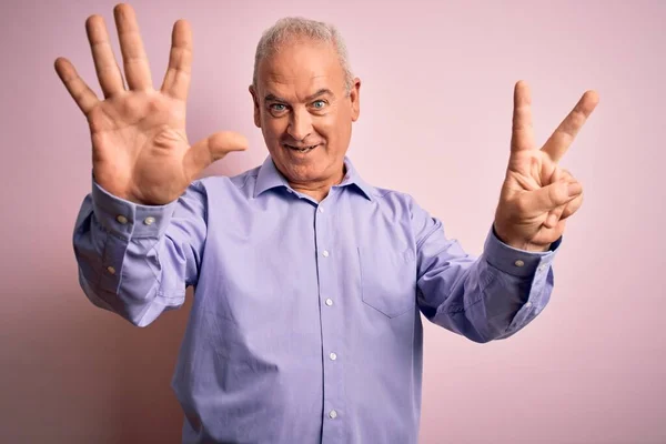 Homem Hoary Bonito Meia Idade Vestindo Camisa Casual Sobre Fundo — Fotografia de Stock