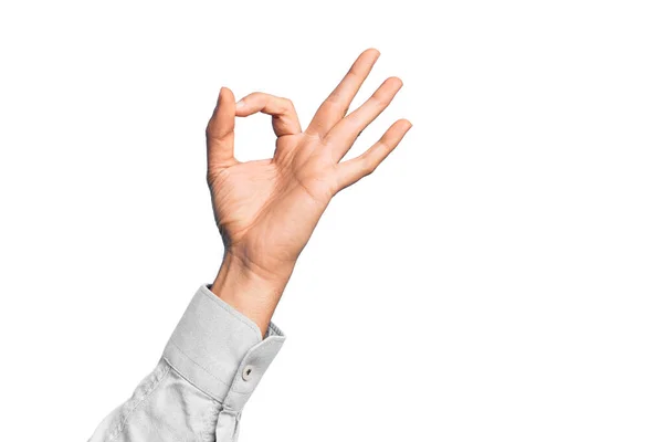 Mano Hombre Joven Caucásico Mostrando Los Dedos Sobre Fondo Blanco — Foto de Stock