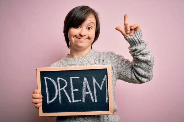 Young Syndrome Woman Holding Blackboard Dream Word Message Happiness Surprised — Stock Photo, Image
