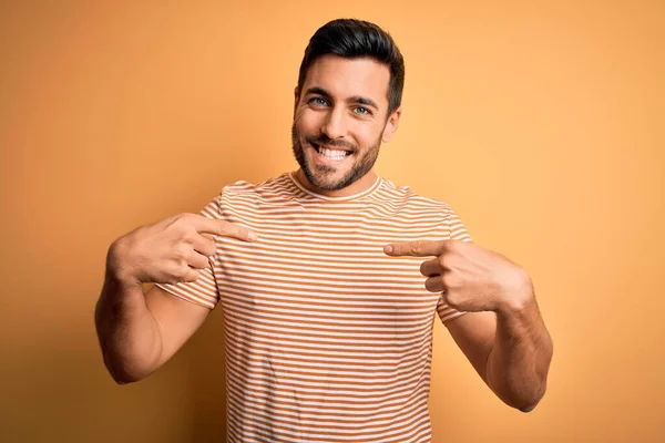 Young Handsome Man Beard Wearing Casual Striped Shirt Yellow Background — Stock Photo, Image