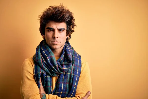 Young Handsome Man Wearing Casual Scarf Standing Isolated Yellow Background — Stock Photo, Image