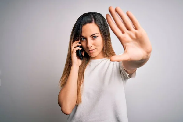 Jong Mooi Brunette Vrouw Hebben Gesprek Praten Smartphone Met Open — Stockfoto