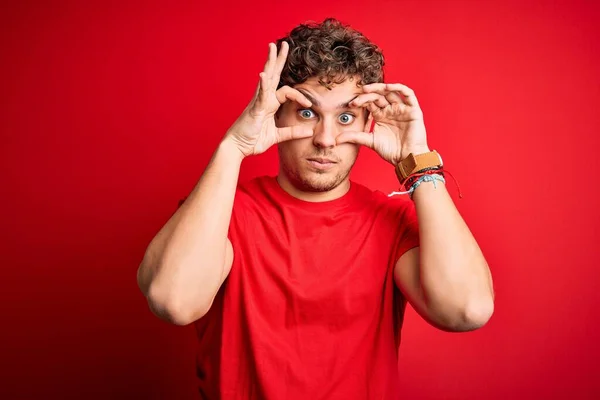 Young Blond Handsome Man Curly Hair Wearing Casual Shirt Red — Stock Photo, Image