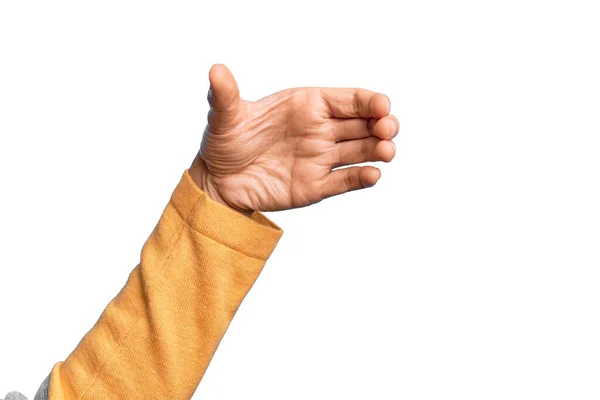 Рука Кавказского Юноши Показывает Пальцы Изолированном Белом Фоне Держа Невидимый — стоковое фото