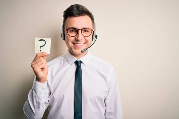 Jonge Call Center Operator Man Draagt Headset Met Papieren Briefje — Stockfoto