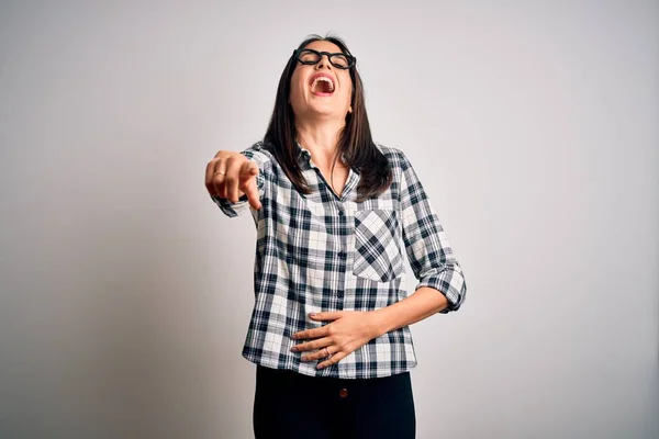 Jeune Femme Brune Aux Yeux Bleus Portant Chemise Décontractée Lunettes — Photo