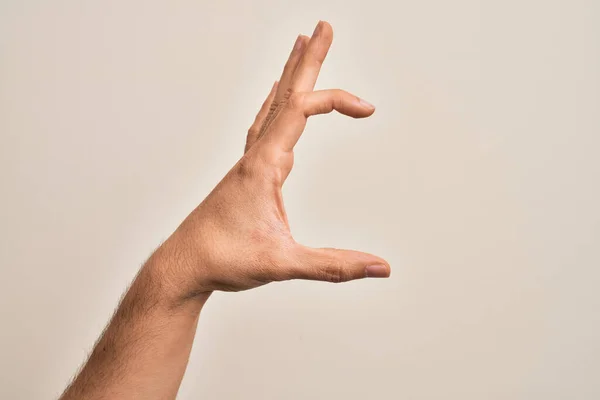 Mão Jovem Caucasiano Mostrando Dedos Sobre Fundo Branco Isolado Pegando — Fotografia de Stock