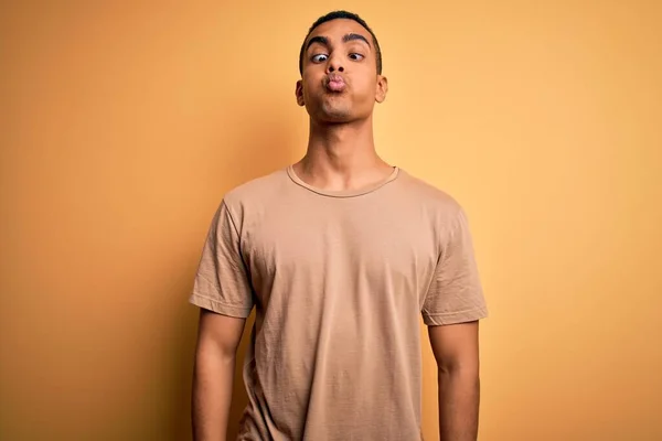 Young Handsome African American Man Wearing Casual Shirt Standing Yellow — Stock Photo, Image