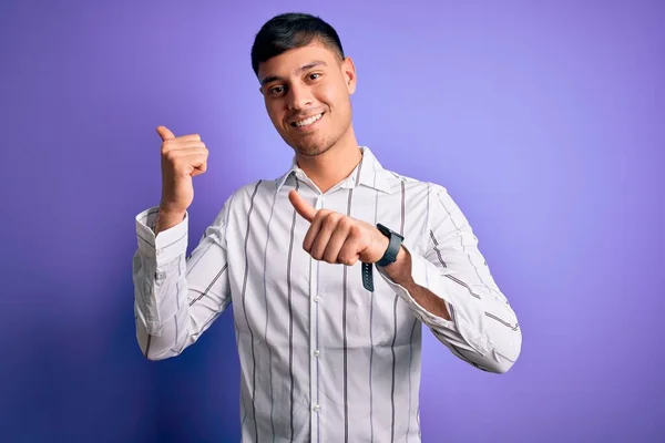 Homem Hispânico Bonito Jovem Vestindo Camisa Negócios Elegante Sobre Fundo — Fotografia de Stock