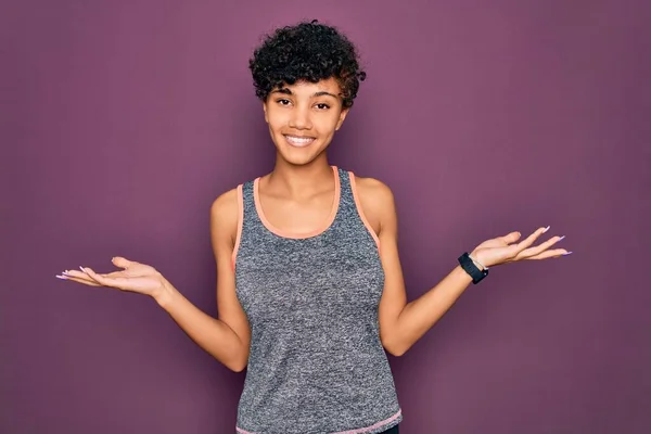 Jonge Mooie Afrikaanse Amerikaanse Afro Sporter Doet Oefening Dragen Sportkleding — Stockfoto