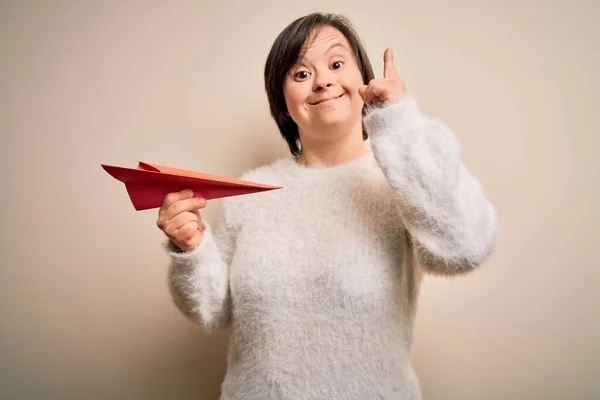 Young Syndrome Woman Having Fun Paper Plane Dream Travel Surprised — Stock Photo, Image