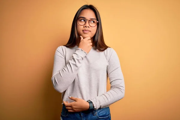 Young Beautiful Asian Girl Wearing Casual Sweater Glasses Yellow Background — Stock Photo, Image