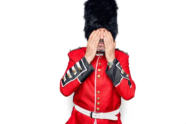 Middle Age Handsome Wales Guard Man Wearing Traditional Uniform White — Stock Photo, Image