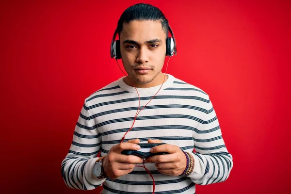 Joven Jugador Brasileño Jugando Videojuego Con Joystick Auriculares Con Una —  Fotos de Stock