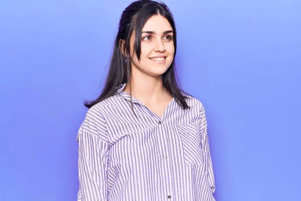 Young Beautiful Girl Wearing Casual Striped Shirt Looking Side Relax — Stock Photo, Image