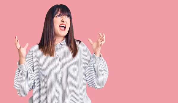 Young Size Woman Wearing Casual Clothes Crazy Mad Shouting Yelling — Stock Photo, Image