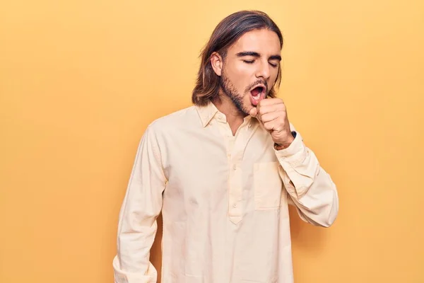 Jonge Knappe Man Draagt Zakelijke Kleding Die Zich Onwel Voelt — Stockfoto