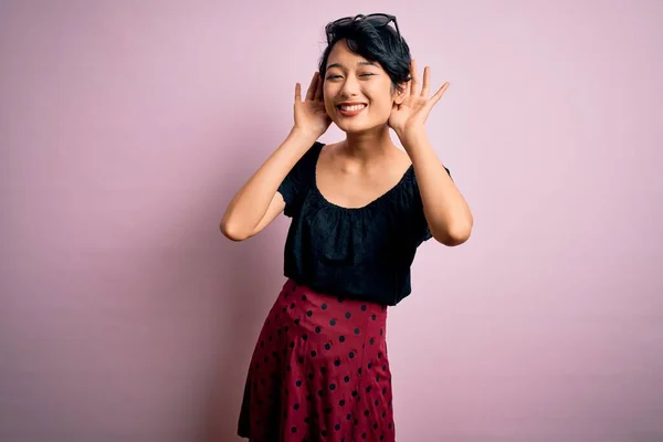 Jong Mooi Aziatisch Meisje Dragen Casual Jurk Staan Geïsoleerde Roze — Stockfoto
