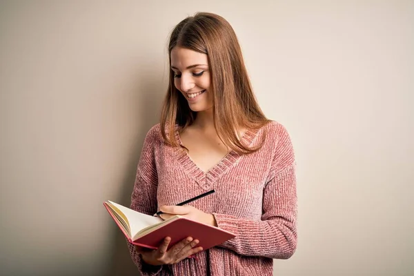 Young Beautiful Redhead Student Woman Reading Book Isolatated White Background — Stock Photo, Image
