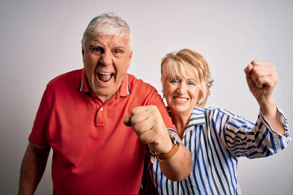 Senior Beautiful Couple Standing Together Isolated White Background Angry Mad — Stock Photo, Image