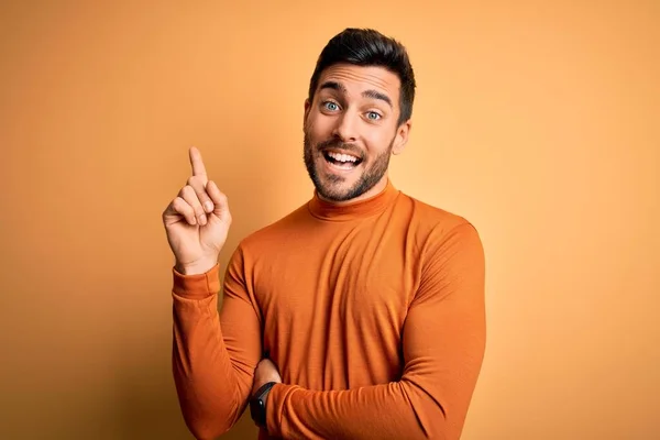 Young Handsome Man Beard Wearing Casual Sweater Standing Yellow Background — Stock Photo, Image