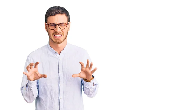 Bonito Jovem Homem Com Urso Vestindo Elegante Negócio Camisa Óculos — Fotografia de Stock