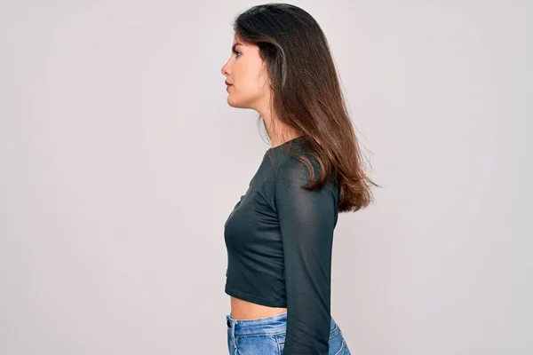 Young Beautiful Brunette Woman Wearing Casual Sweater Jeans Standing Isolated — Stock Photo, Image