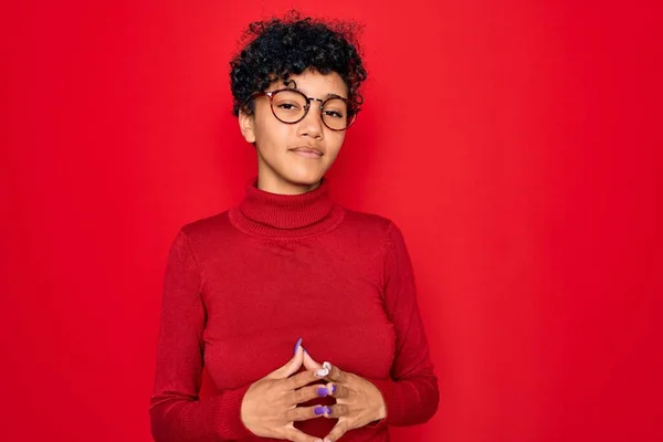 Jovem Mulher Afro Americana Africana Bonita Vestindo Camisola Gola Alta — Fotografia de Stock