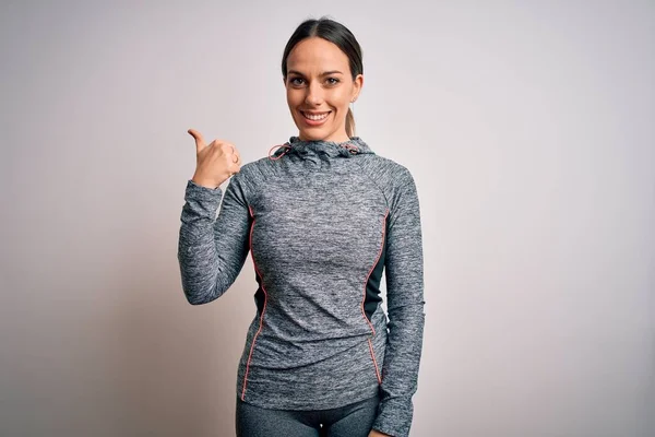 Jonge Blonde Fitness Vrouw Dragen Sport Workout Kleding Geïsoleerde Achtergrond — Stockfoto