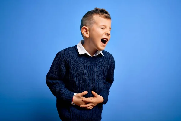 Jonge Kleine Blanke Jongen Met Blauwe Ogen Met Wintertrui Blauwe — Stockfoto