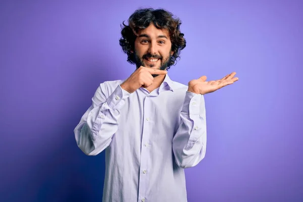 Joven Hombre Negocios Guapo Con Barba Vistiendo Camisa Pie Sobre —  Fotos de Stock