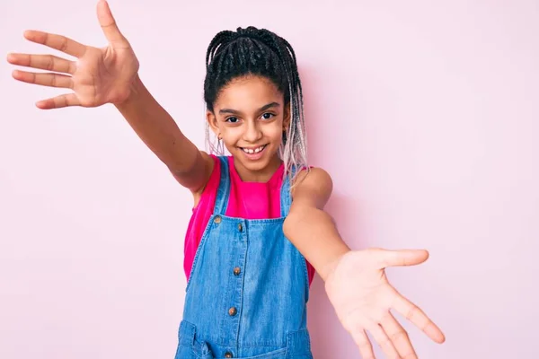 Young African American Girl Child Braids Wearing Casual Clothes Pink — Stock Photo, Image