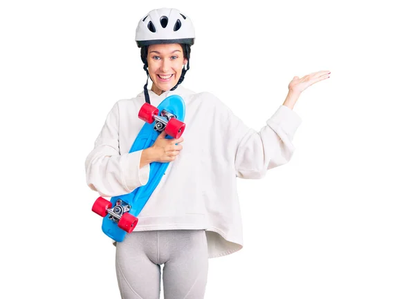 Beautiful Brunette Young Woman Wearing Safety Helmet Skate Celebrating Victory — Stock Photo, Image