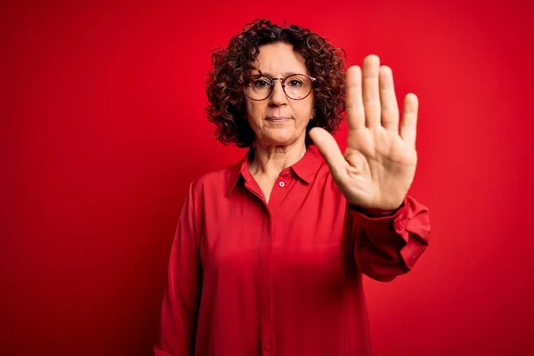 Middle Age Beautiful Curly Hair Woman Wearing Casual Shirt Glasses — Stock Photo, Image