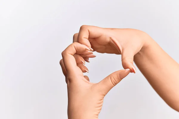 Hand Einer Kaukasischen Jungen Frau Die Mit Fingern Herzform Schafft — Stockfoto